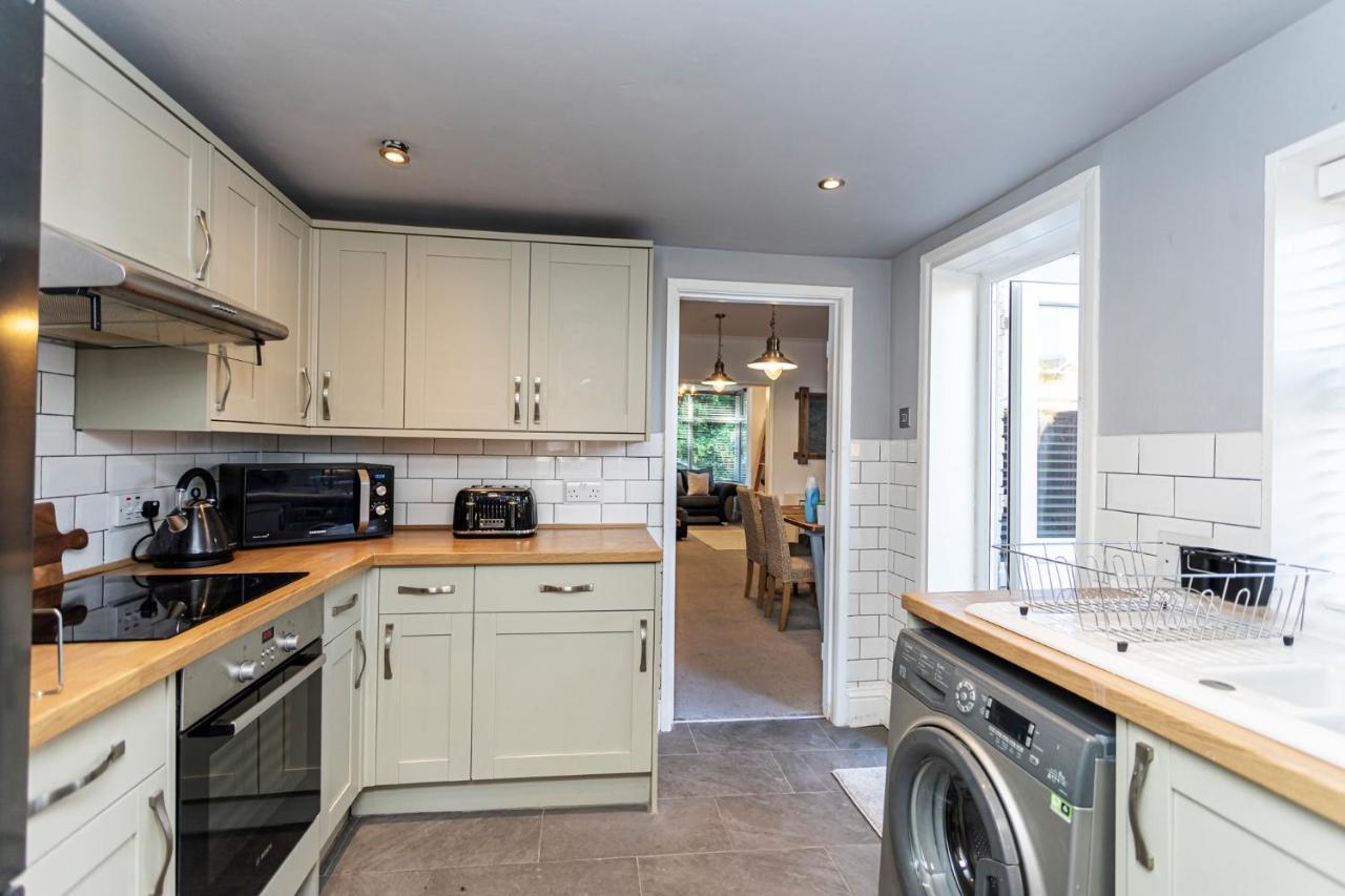 Modern 3 Bed, Heart Of Ashley Cross, 5 Mins To Sandbanks Poole Exterior foto